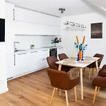 Ahrensboeker Residenz 12 Stockelsdorf